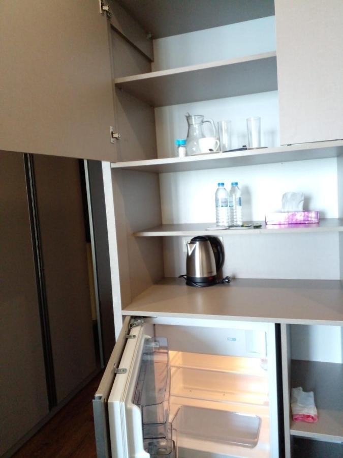 Aphrodite Apartments Батуми Екстериор снимка