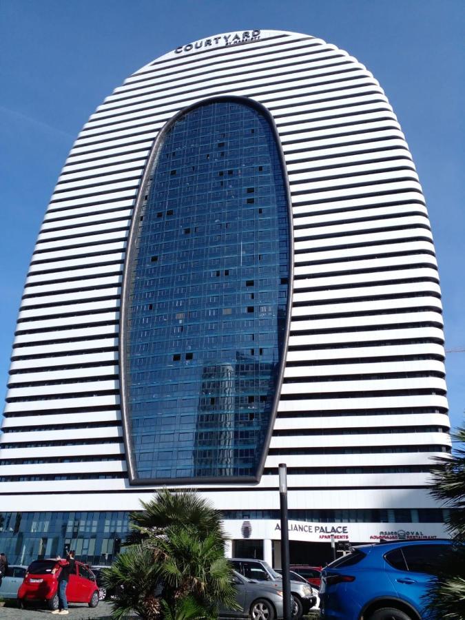 Aphrodite Apartments Батуми Екстериор снимка