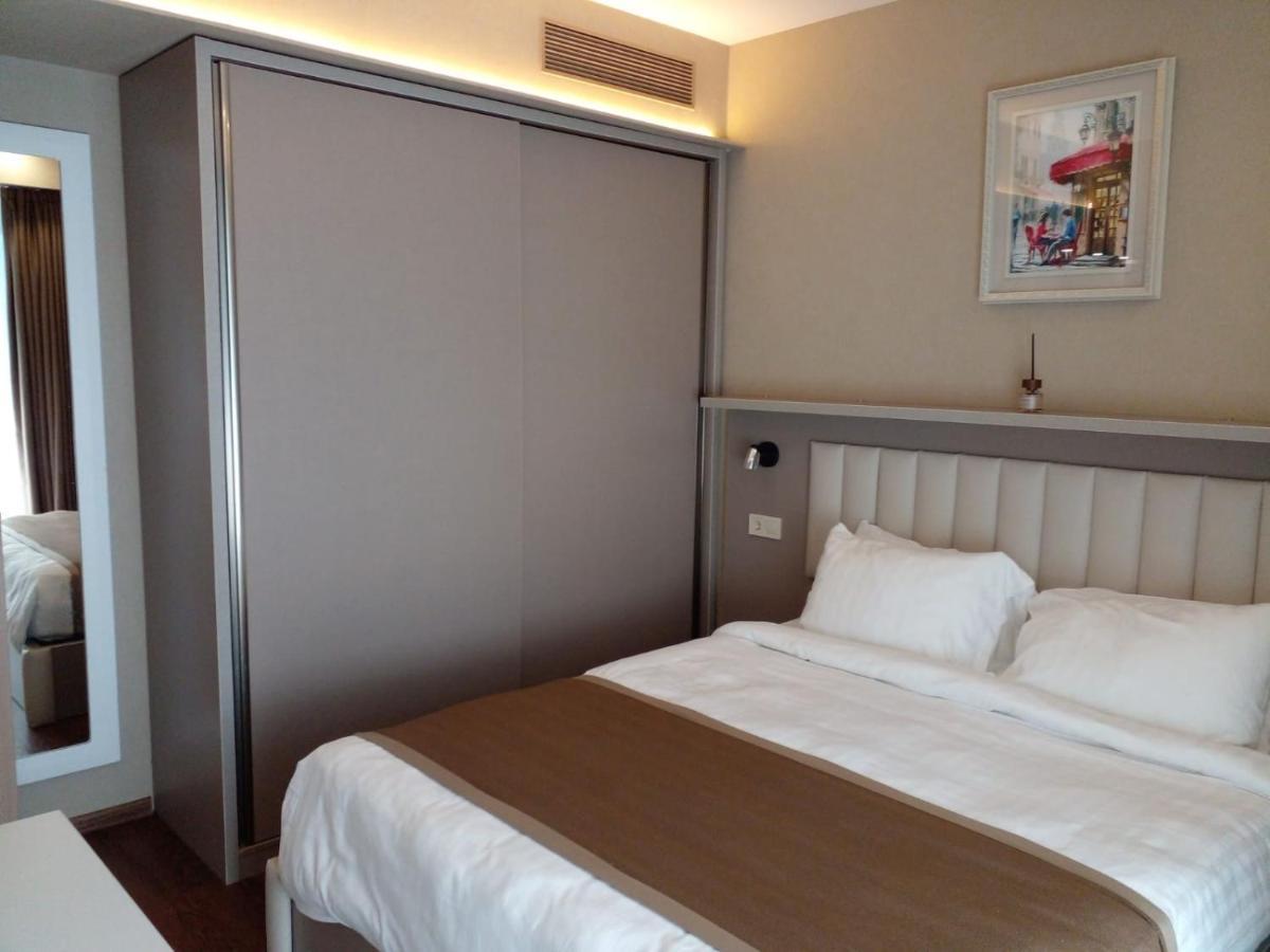 Aphrodite Apartments Батуми Екстериор снимка