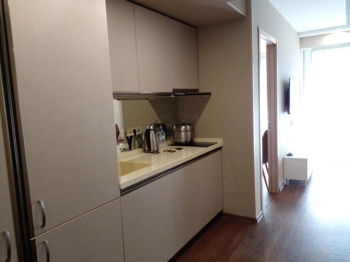 Aphrodite Apartments Батуми Екстериор снимка