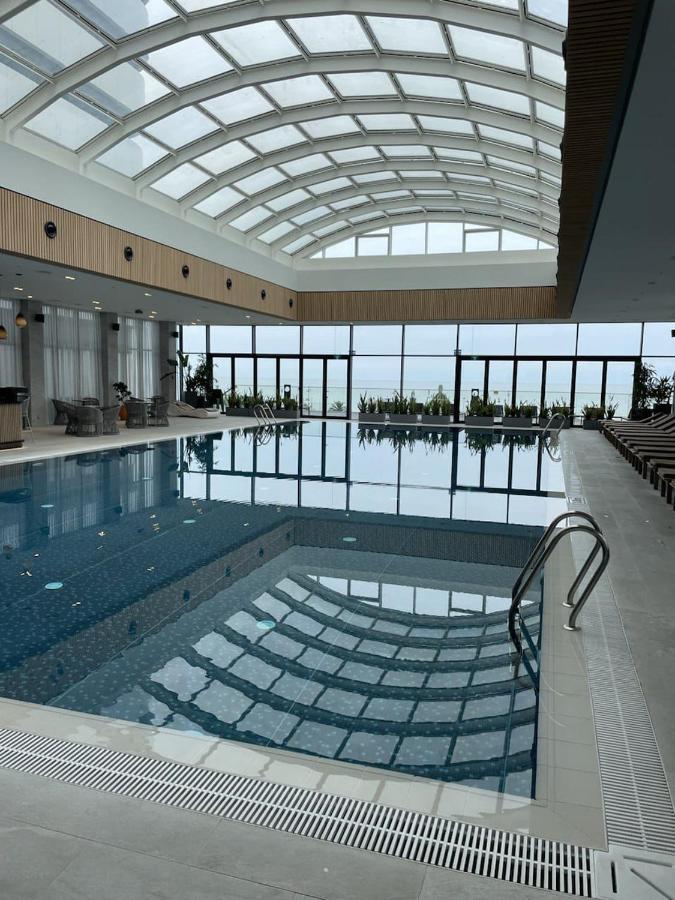 Aphrodite Apartments Батуми Екстериор снимка